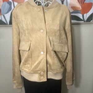 💕Truth 💕 NWOT Tan Bomber Jacket for Women
